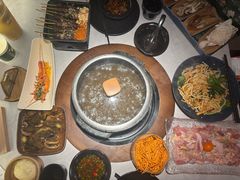 -芸山季·云南山珍菌火锅(人民广场来福士店)