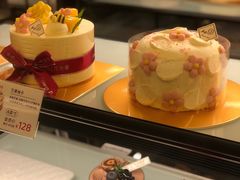 -花花卷卷·鲜食蛋糕(泉屋店)