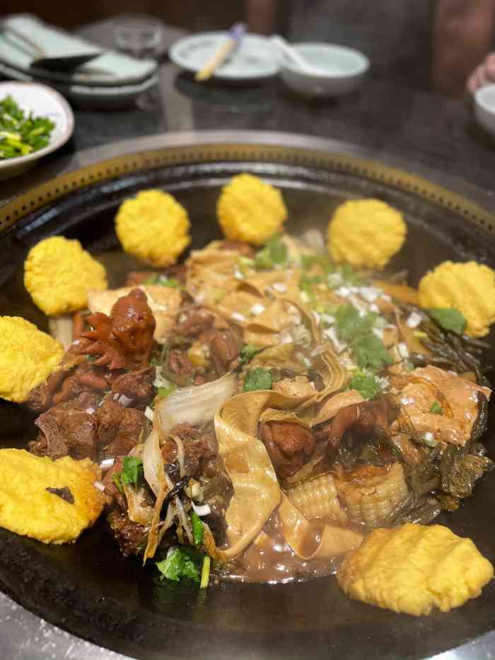 门家大院铁锅炖(浑南店)-"交通便利,门口有停车位,说去他家就给你安.