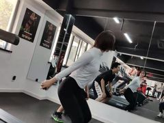 -坚果健身24小时工作室(定西路店)