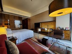 -广州天河希尔顿酒店