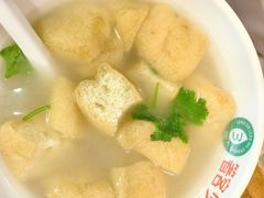 -老天桥酱肉烧饼夹肘子(天桥店)