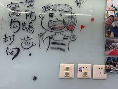 -极橙儿童齿科矫正中心(奥城店)
