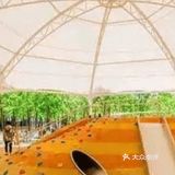夏天带娃，有动物看还能玩耍[礼花]