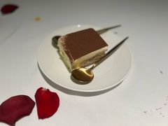 -静香HOUSE·全时段融合餐厅(七星欢乐颂店)