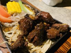 -穹六人间 people 6(岳阳路店)