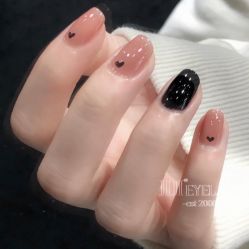 -吉吉靓甲美睫