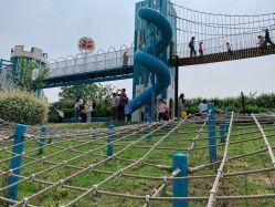 -季高兔窝窝亲子园(上海薰衣草公园店)