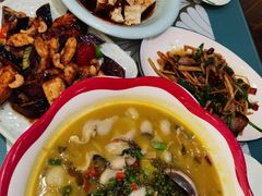-钟记家菜(红专南路店)
