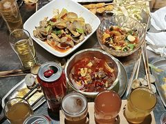 -马路牙子烧烤音乐酒馆(望京店)