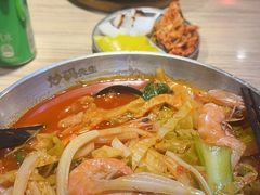 -炒码先生·韩餐炸鸡披萨(西塔店)