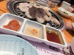 -唯成•韩国炭火烤肉 유성고기