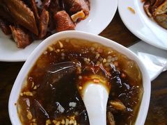 -老鼎万春卤菜(鹭湖宫8区店)