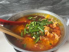 -铁锅哥米线