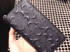 -COACH蔻驰(德基广场店)