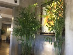 -HIGH FIVE哈福手工汉堡(桂林路店)