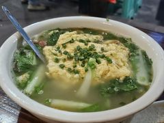 -茅屋大酒店