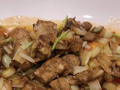 -海派美食·家宴海鲜青岛菜·石锅鲽鱼头(东方城店)