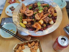 -休记光头香辣蟹干锅(绵竹店)