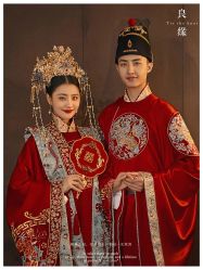 -苏菲雅婚纱摄影(西三路)