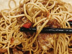 蛋炒肉拌面-刘氏三和面馆