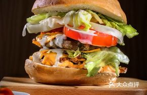 Creamy Cheese Burger