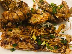 椒盐富贵爬爬虾-芭菲盛宴·环球美食(解放碑英利国际店)