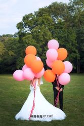 俏皮可爱-巴黎婚纱摄影工作室