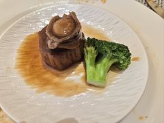 -南湖名都·景湖轩全日制餐厅·海鲜自助·东南亚风味·临湖而食