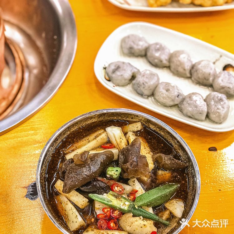 哈尔滨这家四层还爆满🔥的火锅店真是馋肉好去处