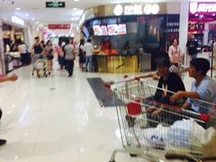 -新田360广场(上海华侨城店)
