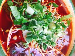 -拈签一笑黄牛肉辣卤串串