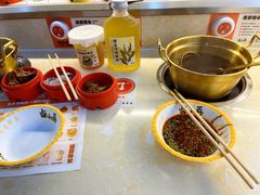 -卤小弄热卤转转小火锅