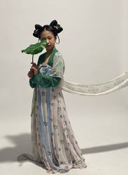 点击看大图 -盘子女人坊古装写真摄影(南京总店)