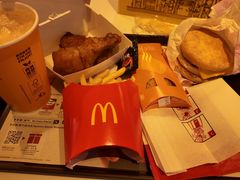-麦当劳(水坑尾街店)