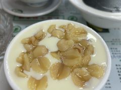 -仁信双皮奶(东川路店)