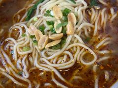 -憨胖妈重庆小面(九原店)