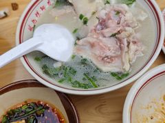 -老方桌烂蹄花川菜馆(九龙坡店)