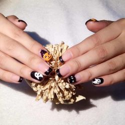 -EMILY艾枚莉美甲美睫·美颜·现磨咖啡