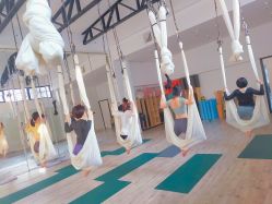 -无界瑜伽普拉提