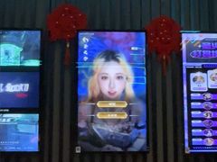 -屋有岛沉浸游戏旗舰店(中山公园店)