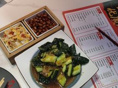 -钳小柒·小龙虾蓝龙王烧烤夜宵(长寿路店)