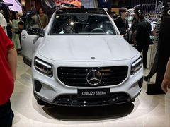 -奔驰上海利星(七宝店)