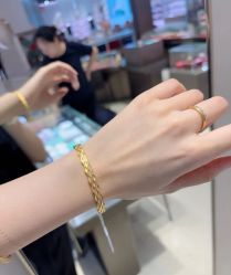 -周生生Chow Sang Sang(石家庄先天下店)