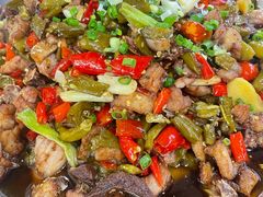 -廖哥泡椒兔(峨眉店)