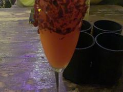 烈焰红唇-胡桃里音乐酒馆(环亚凯瑟琳广场店)