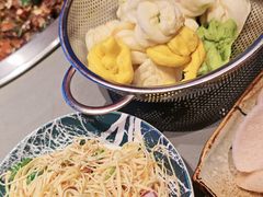 -山河屯铁锅炖(绥望路店)