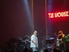 -TZ House音乐现场(来福士中心店)