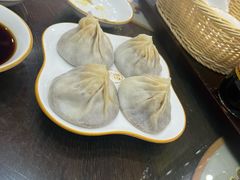 -笑来喜馄饨小笼工坊(通扬路店)