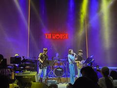 -TZ House音乐现场(来福士中心店)